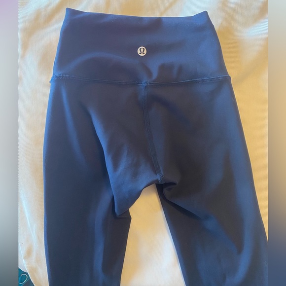 Lululemon high rise Wunder Train size 0, 23 inches - Picture 1 of 3